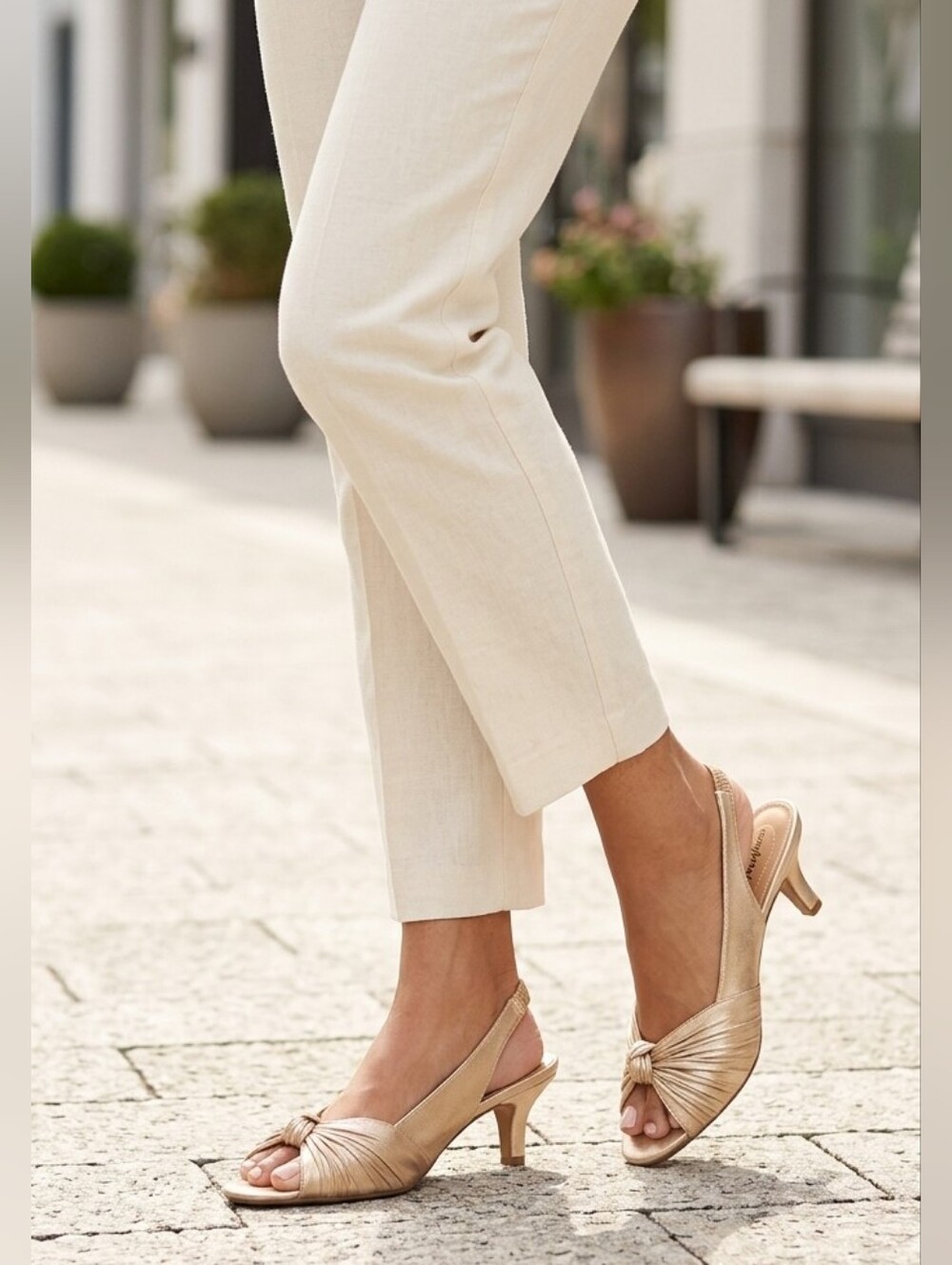 Dress ShoesThe Katelyn Slingback  9WW